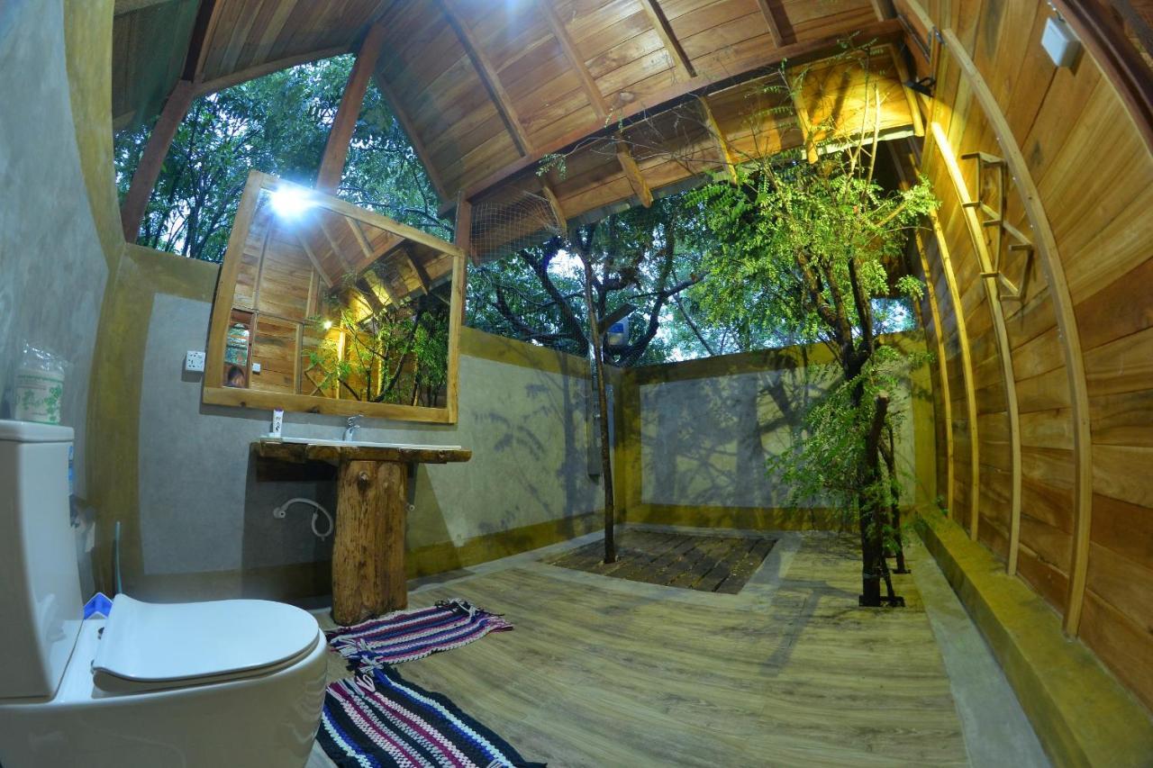 Habarana Tree House Mutu Village Exterior photo